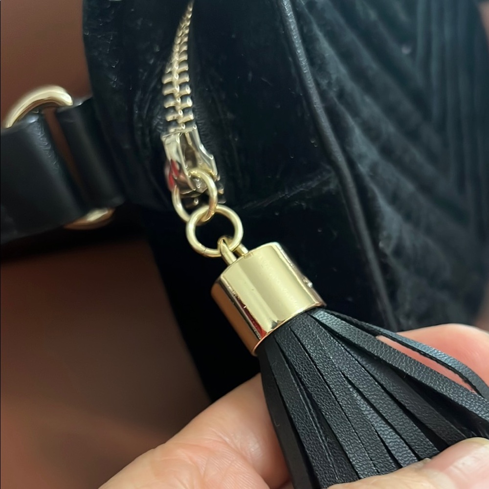 Victoria's Secret Black Quilted velvet Crossbody or belt bag - Picture 3 of 10